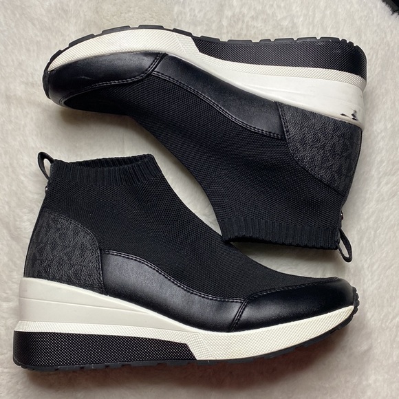 Michael Kors Wedge Sneaker - Picture 1 of 3